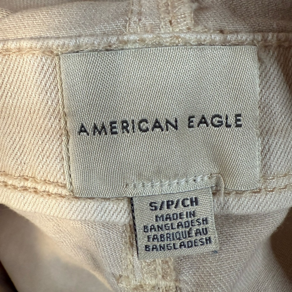 American Eagle Womens Shortalls Small Beige Denim Overall Shorts NWT - Picture 6 of 9